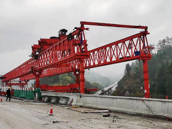 新疆乌鲁木齐铁路架桥机出租厂家 不同的环境对架桥机的性能需要不同