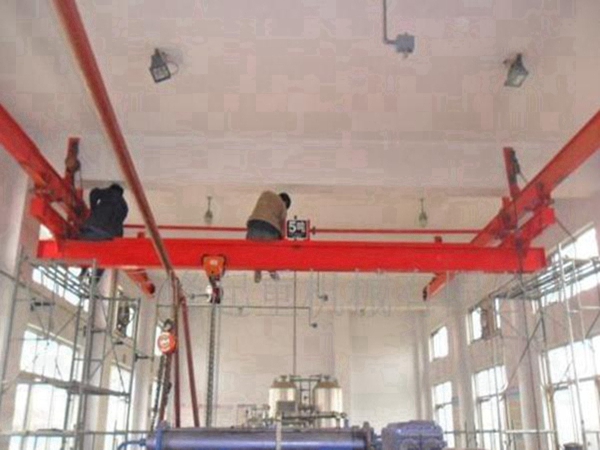 安徽淮北桥式起重机厂家 电磁桥式起重机防爆环境设计：在危险边缘筑牢安全防线