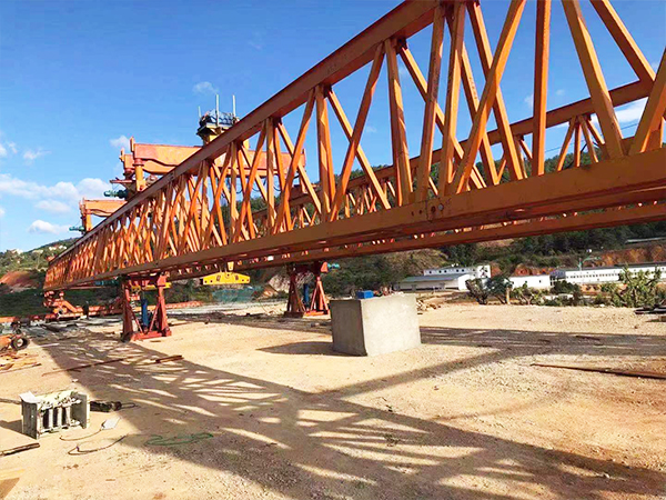 陕西渭南架桥机厂家 钢臂巧配智调度 千梁连脉筑通途——一条高铁线的架桥资源优化密码