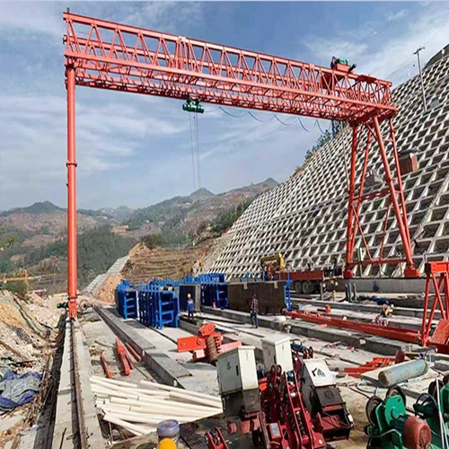 湖北十堰龙门吊厂家 旧机焕新智：传统集装箱龙门吊自动化改造实用方案