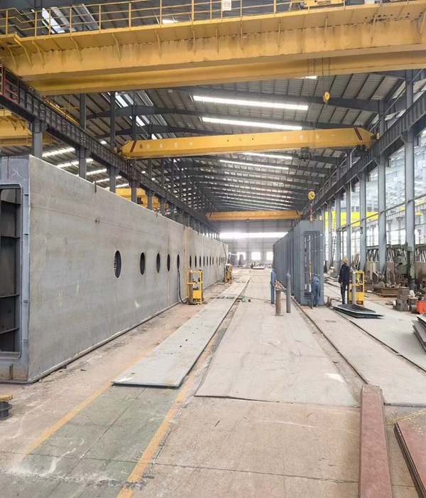 广东江门桥式起重机厂家 通用桥式起重机轨道端部止挡:轨道末端的硬核防线